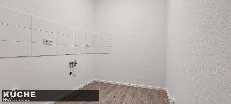 2 Zimmer, Balkon frisch saniert - Foto 4