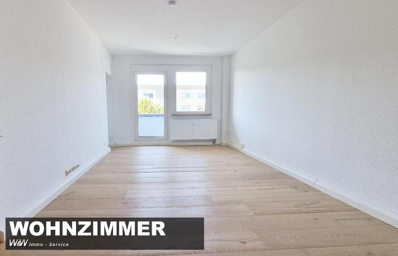 3 Zimmer mit Parkett und EBK sowie Balkon - Photo 1